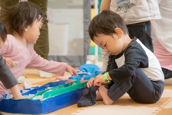 株式会社 AT 地域支援保育アットキッズ大倉山の理学療法士 作業療法士 保育所（保育園） 認可外保育所 契約社員求人イメージ