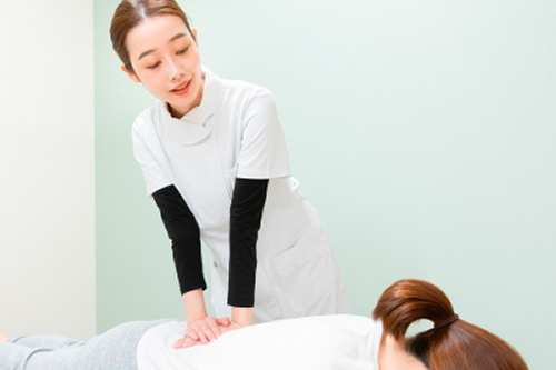株式会社 AT  医療対応住宅ケアホスピス塔ノ木町のあん摩マッサージ指圧師 鍼灸師 訪問治療院 契約社員求人イメージ