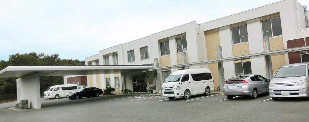 社会福祉法人 愛和会 特別養護老人ホーム あそうの郷の介護職/ヘルパー 特別養護老人ホーム ショートステイ 正社員の求人情報イメージ1