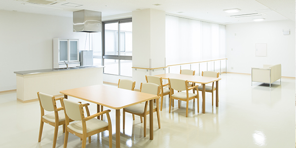 社会福祉法人 陽光会園 特別養護老人ホーム 陽光園の生活相談員 特別養護老人ホーム 期間限定契約社員の求人情報イメージ2